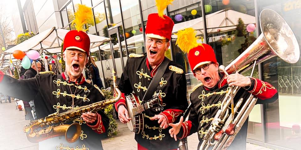 Dixieland / looporkest  te boeken bij www.kwekel-evenementen.nl